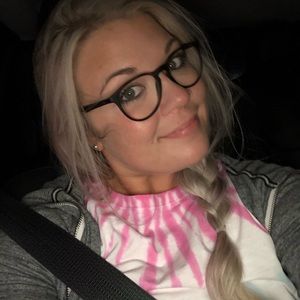 Meet your Posher, Ariel